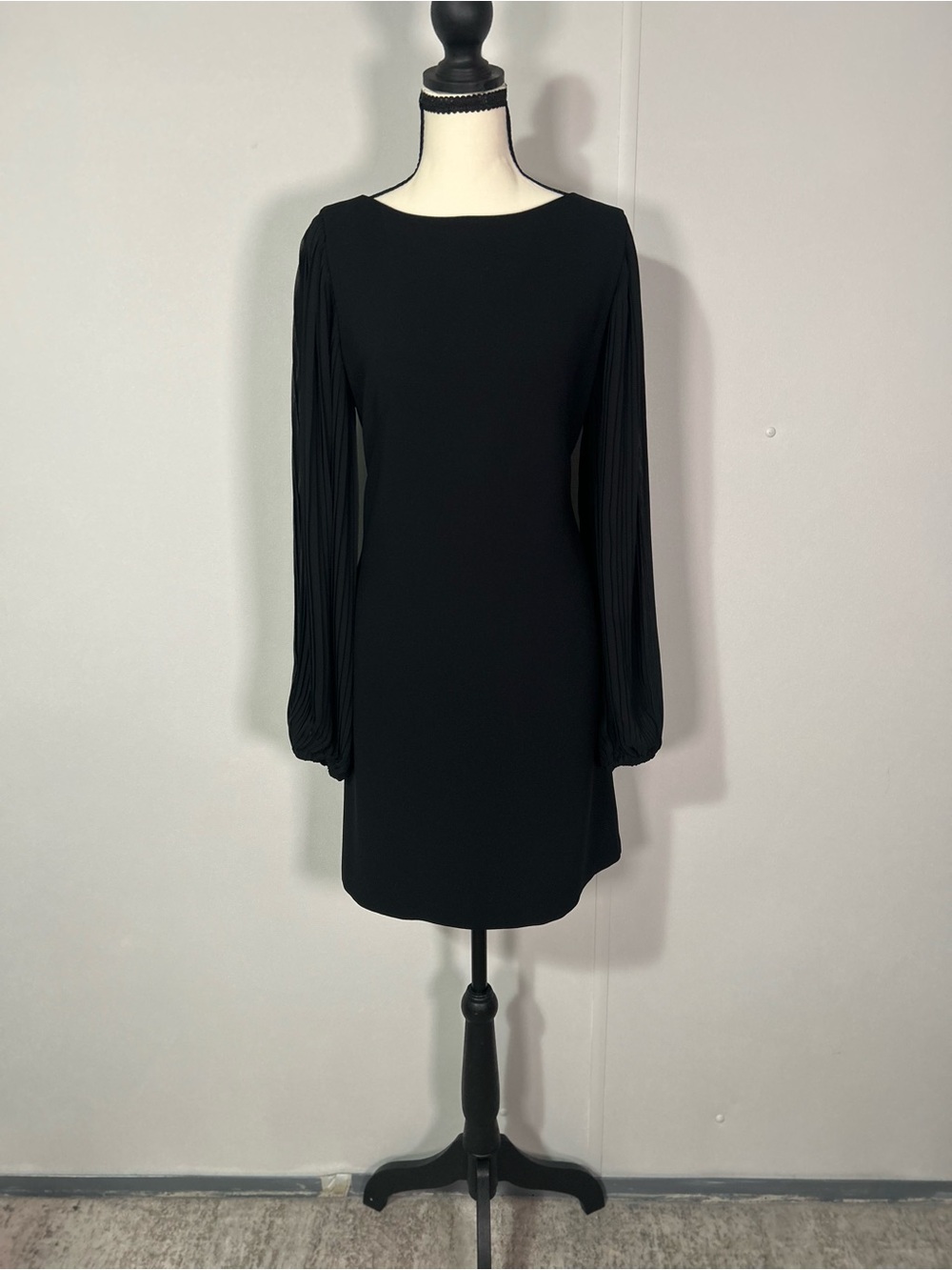 White House Black Market Black Pleated-Sleeve Long-Sleeve Dress